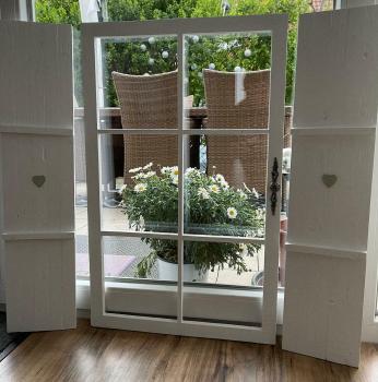 Deko Sprossenfenster ( 110 cm x 50 cm ) mit Metallgriff + 2 Läden reinweiß matt shabby chic Vintage Landhaus - Handarbeit ( indoor / outdoor )
